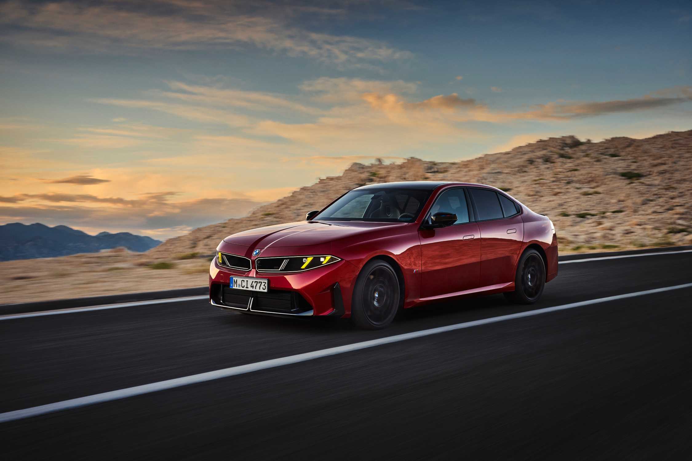 BMW M350 xDrive 2027, fotografía oficial BMW Group