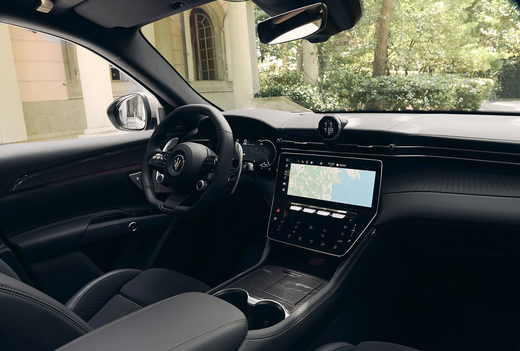 Interior del Maserati Grecale Folgore