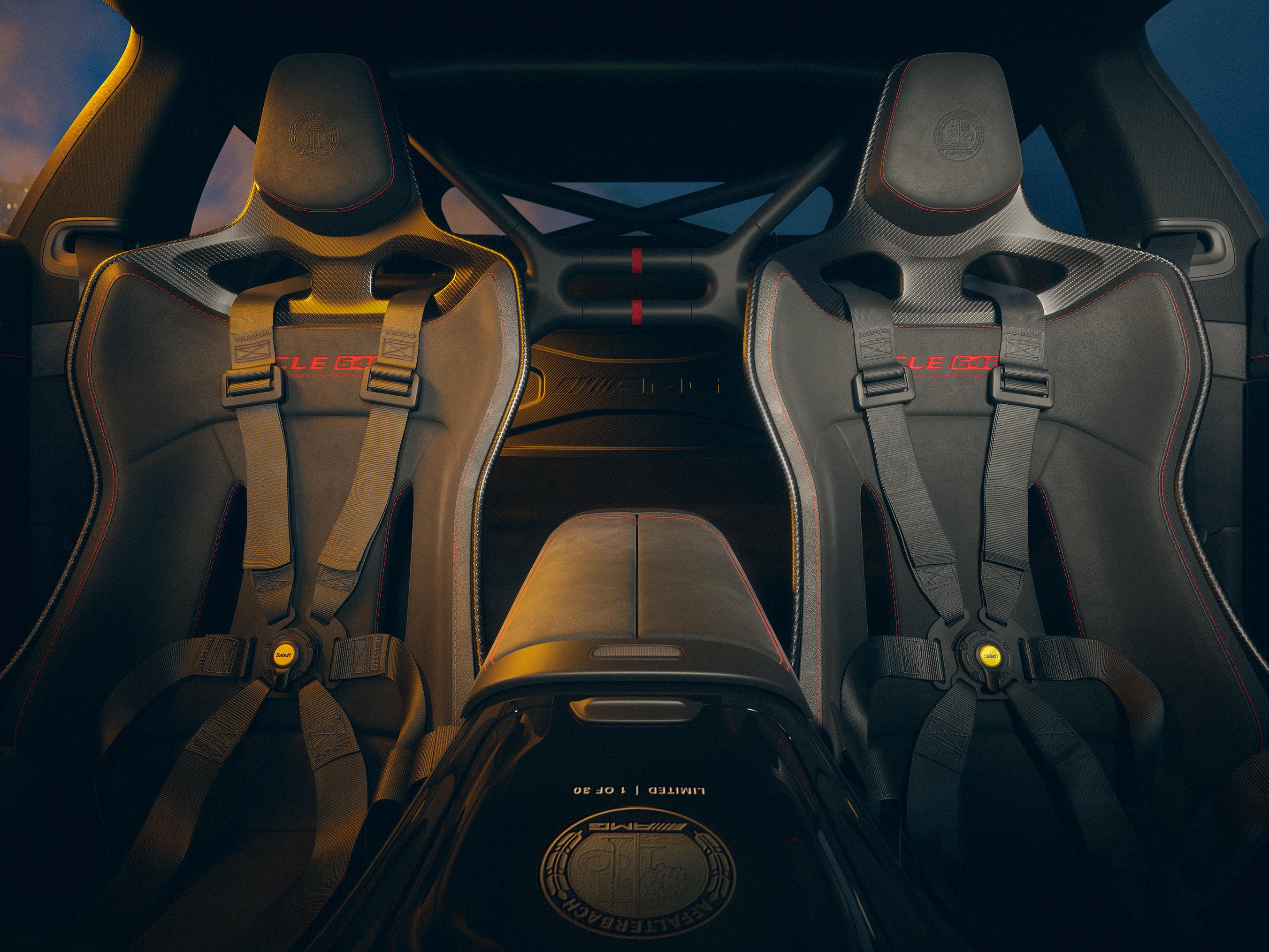 Interior biplaza del Mercedes-AMG CLE 646