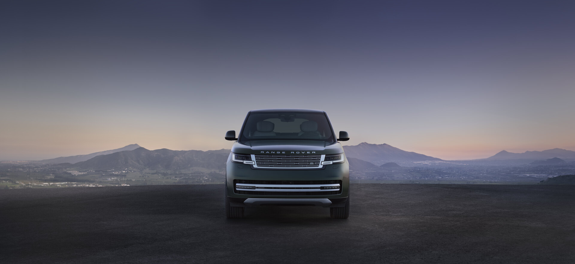 Vista frontal del Range Rover Electric 2027